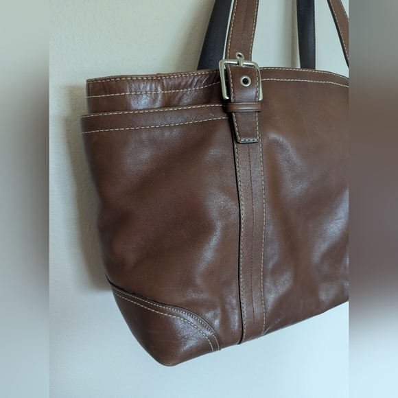 Coach Rich Brown Leather Shoulder Bag - Picture 2 of 7
